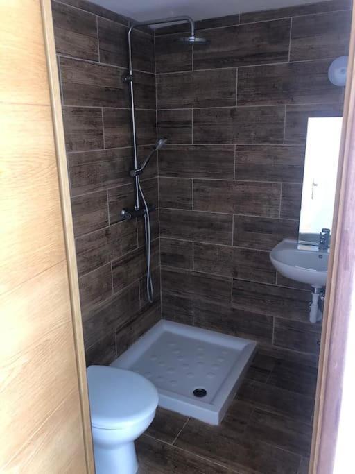 Gezellige Villa Met Prachtig Zicht En Zwembad Arona  Exterior foto