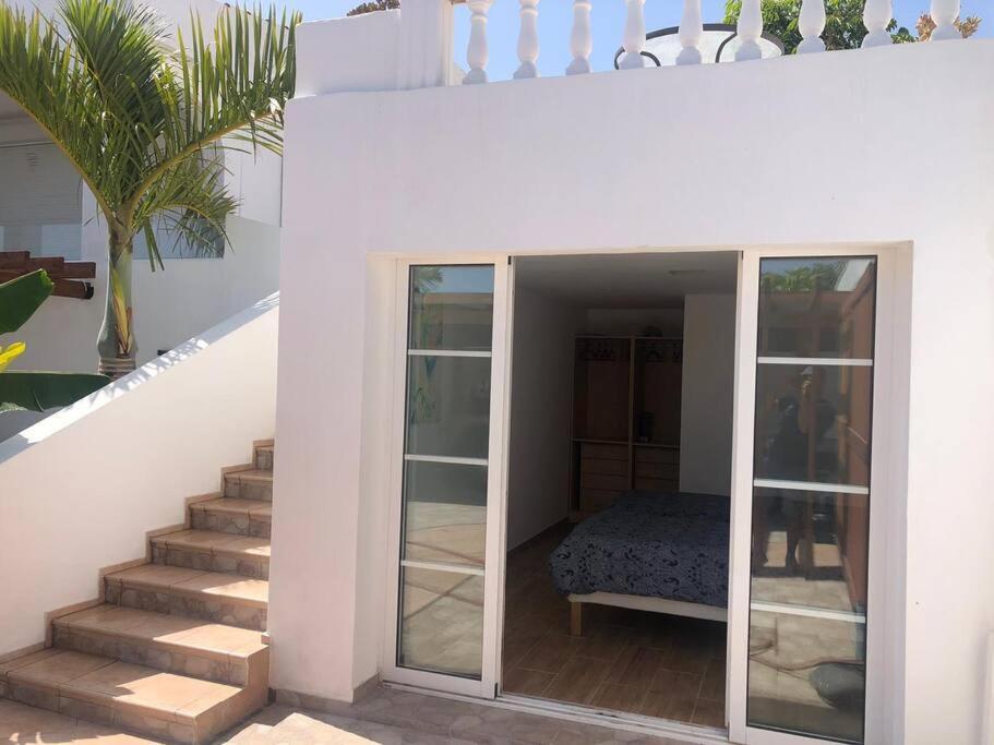 Gezellige Villa Met Prachtig Zicht En Zwembad Arona  Exterior foto
